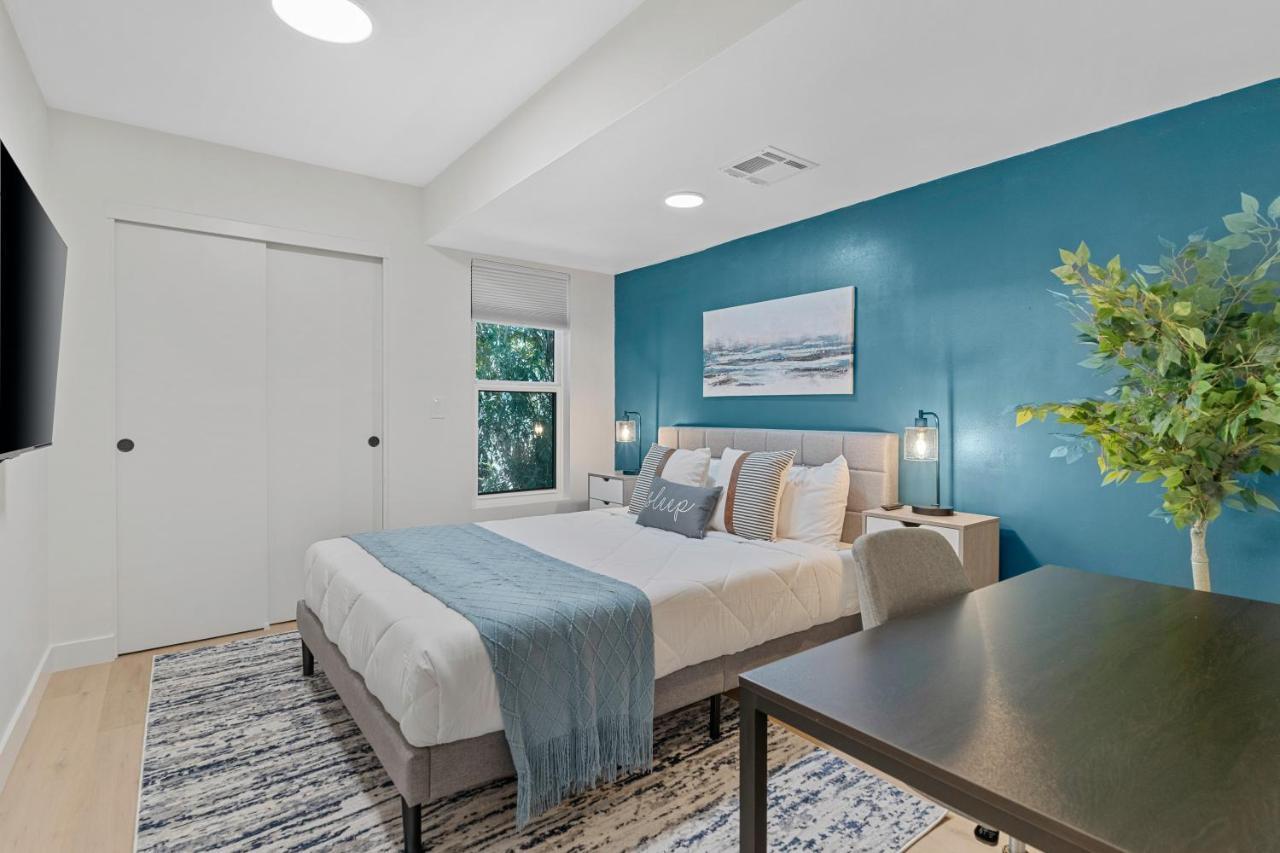 Peaceful Phoenix Getaway - Central Location, Family-Friendly & Pool Table! エクステリア 写真
